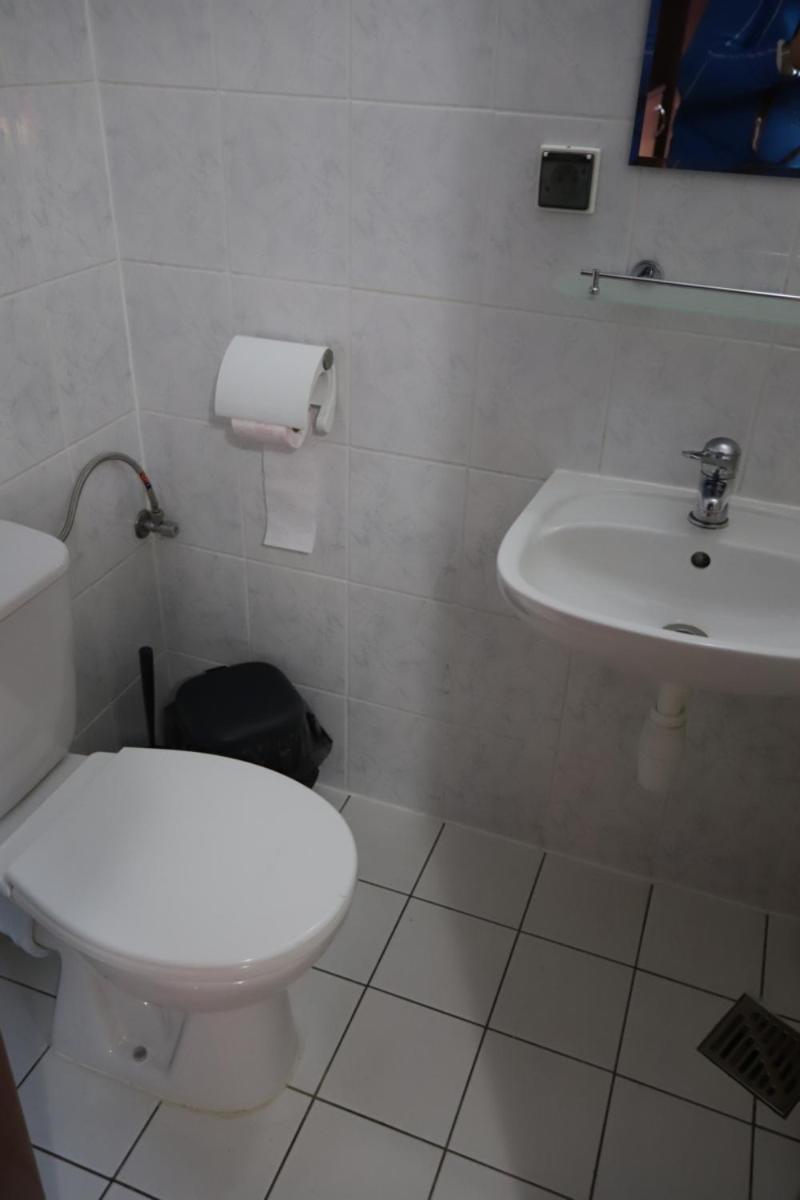Adampol Pokoje Strumien Ngoại thất bức ảnh